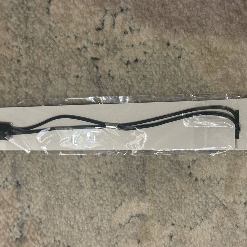 Princess Accessory Headband - Picture 3 of 4